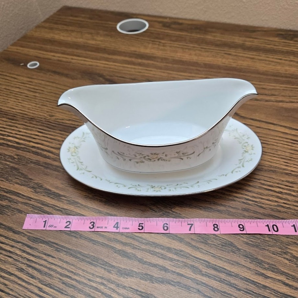 SANGO China Gravy Boat Attached Underplate Debutant Pattern Gold Trim - Picture 6 of 8